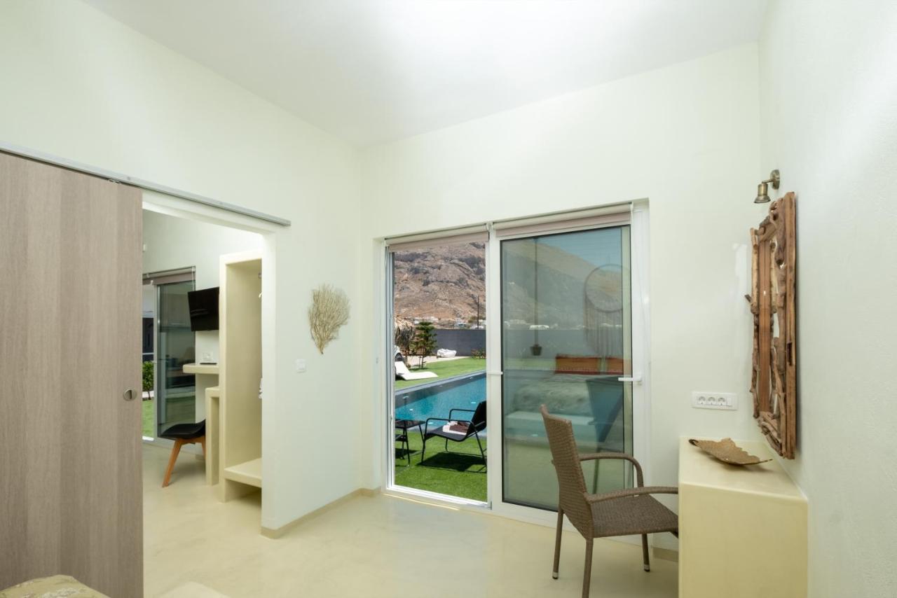Sagma Villas Períssa Extérieur photo