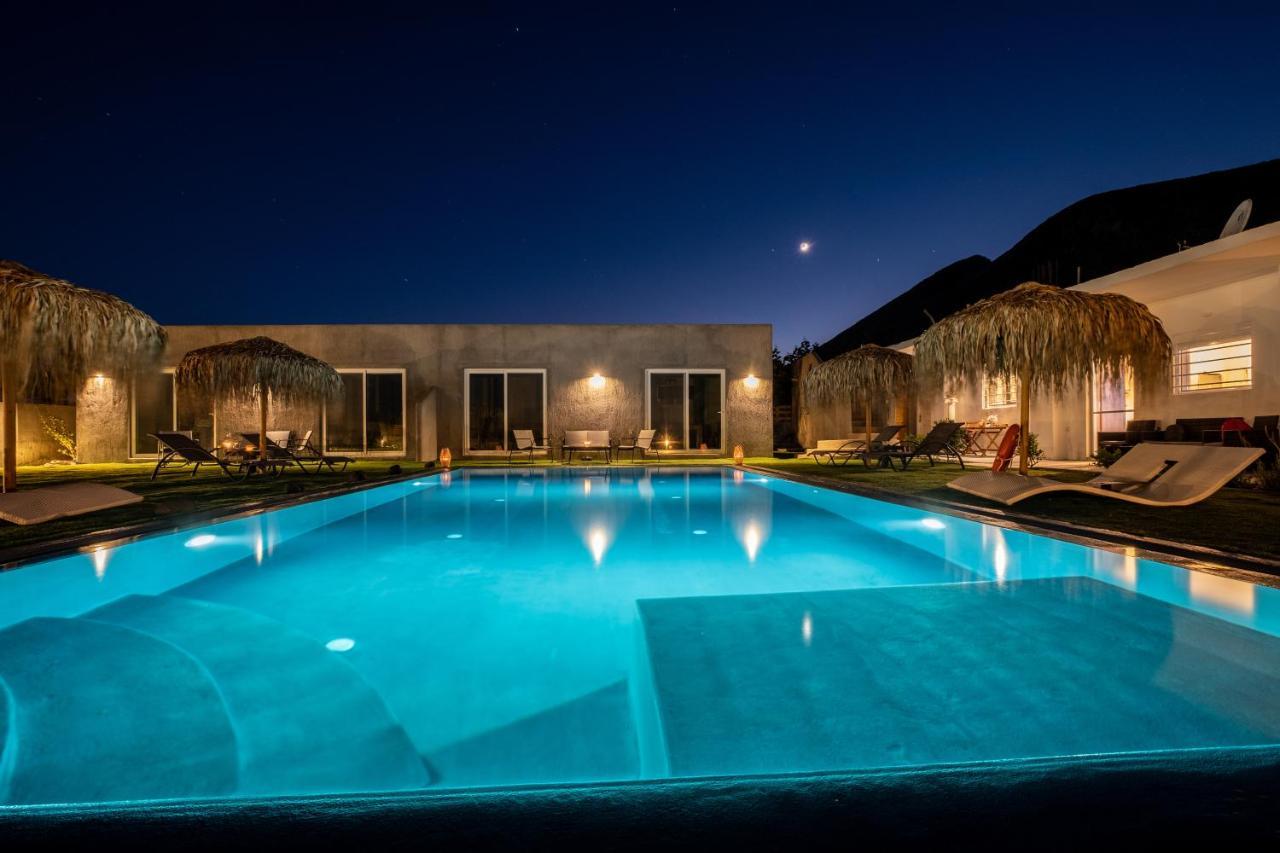 Sagma Villas Períssa Extérieur photo